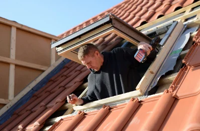 Pose de fenêtres de toit Velux à Caligny